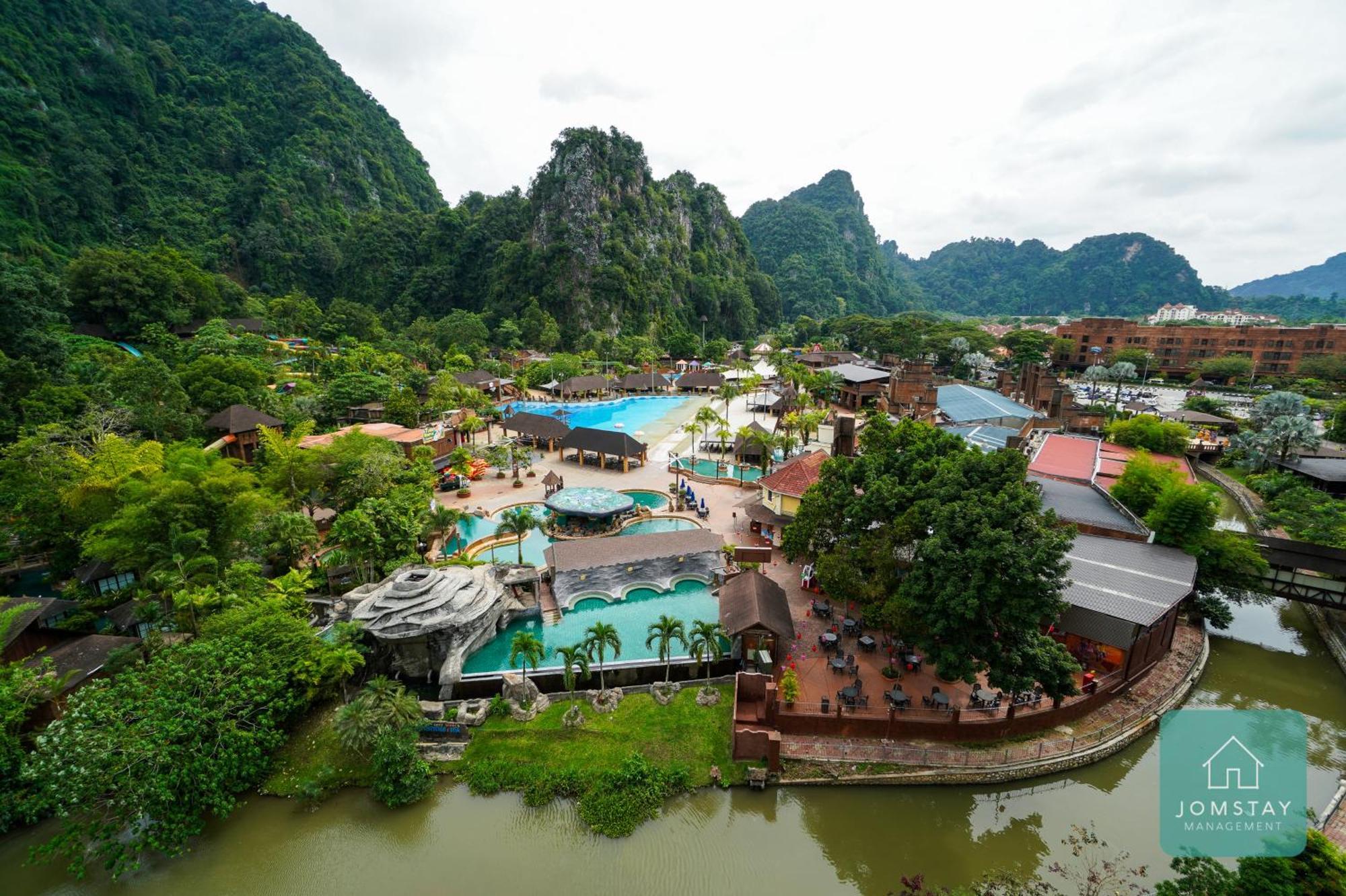 Jomstay Sunway Onsen Ipoh - Lost World Of Ipoh Waterpark Apartment